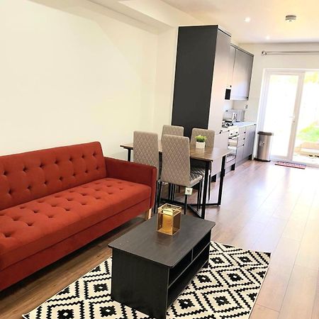 Spacious 3 Bed Flat Belvedere Dartford Екстериор снимка