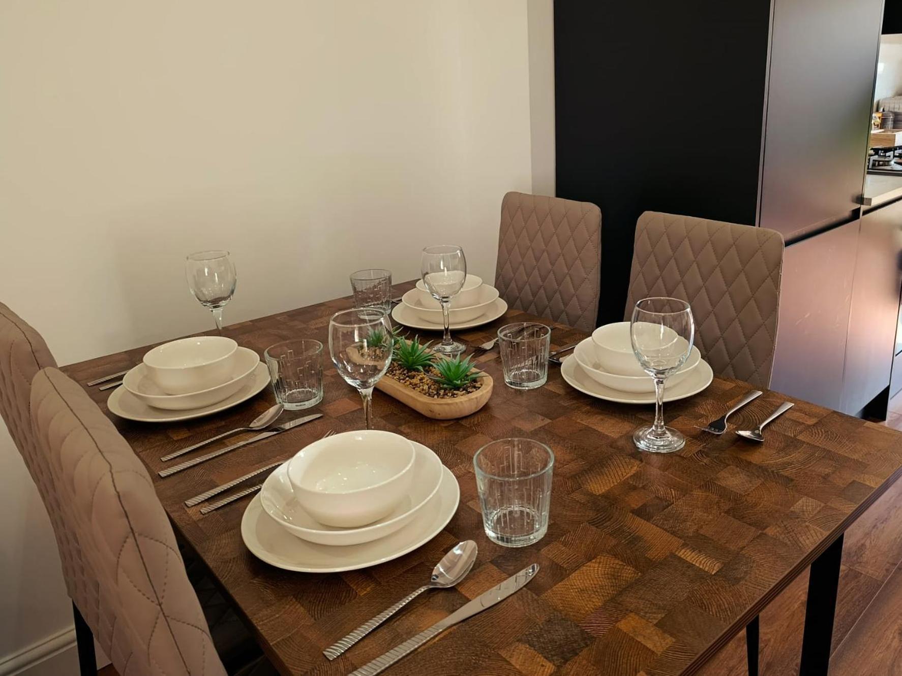 Spacious 3 Bed Flat Belvedere Dartford Екстериор снимка